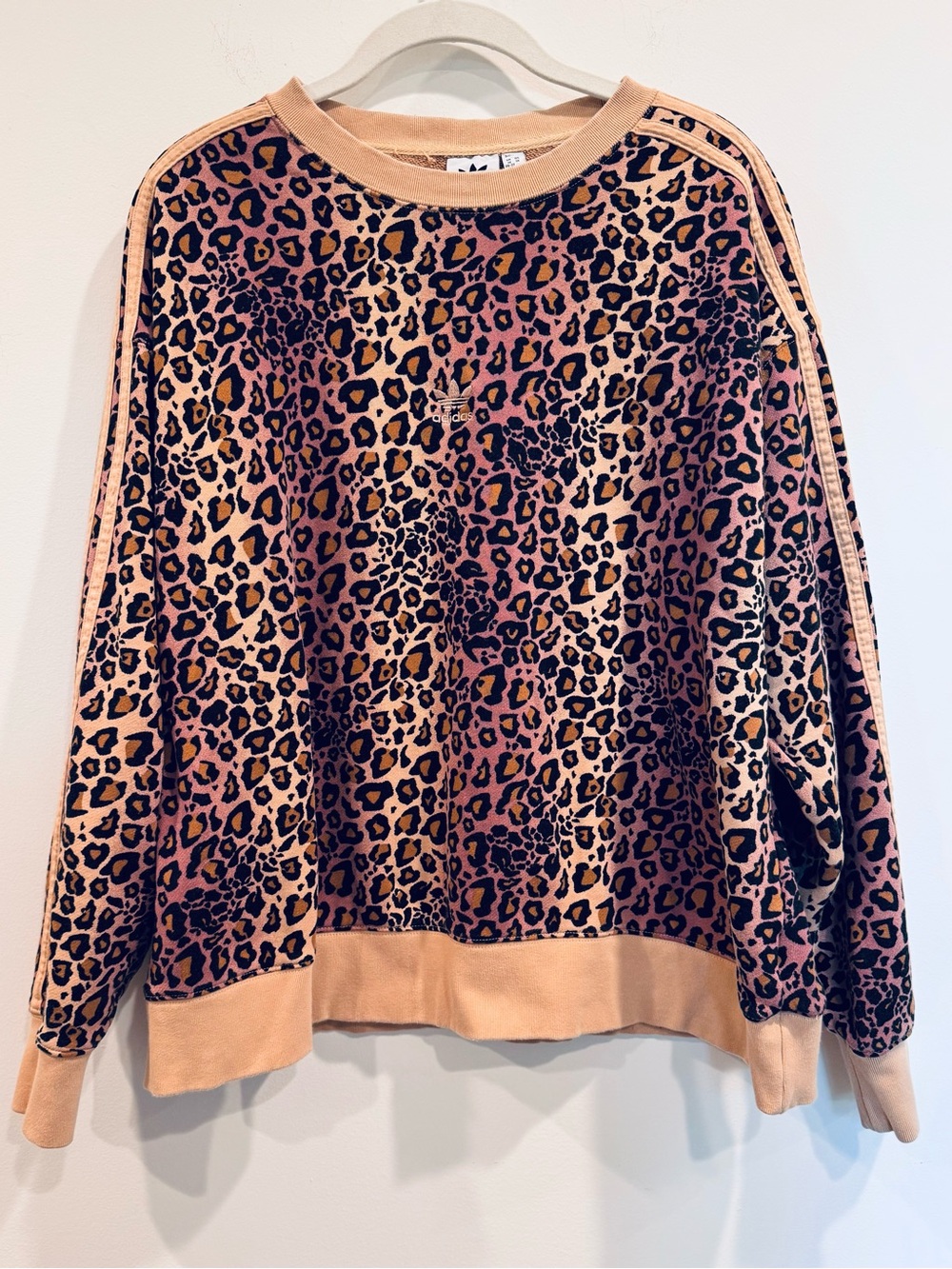 adidas Originals 🌱 Leopard Print Oversized Crewneck Sweatshirt 1X NWOT